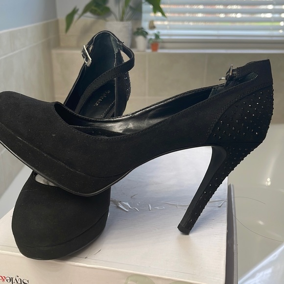 Style&co. Heels 👠 - Picture 2 of 8